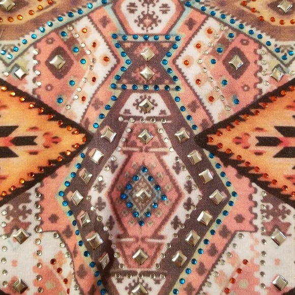 Tshirt - Picture 3 of 4